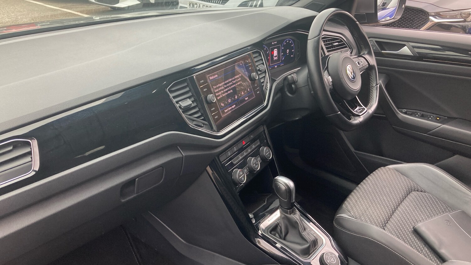 Used Volkswagen T-Roc 2021 for sale - 76222183: Photo 14