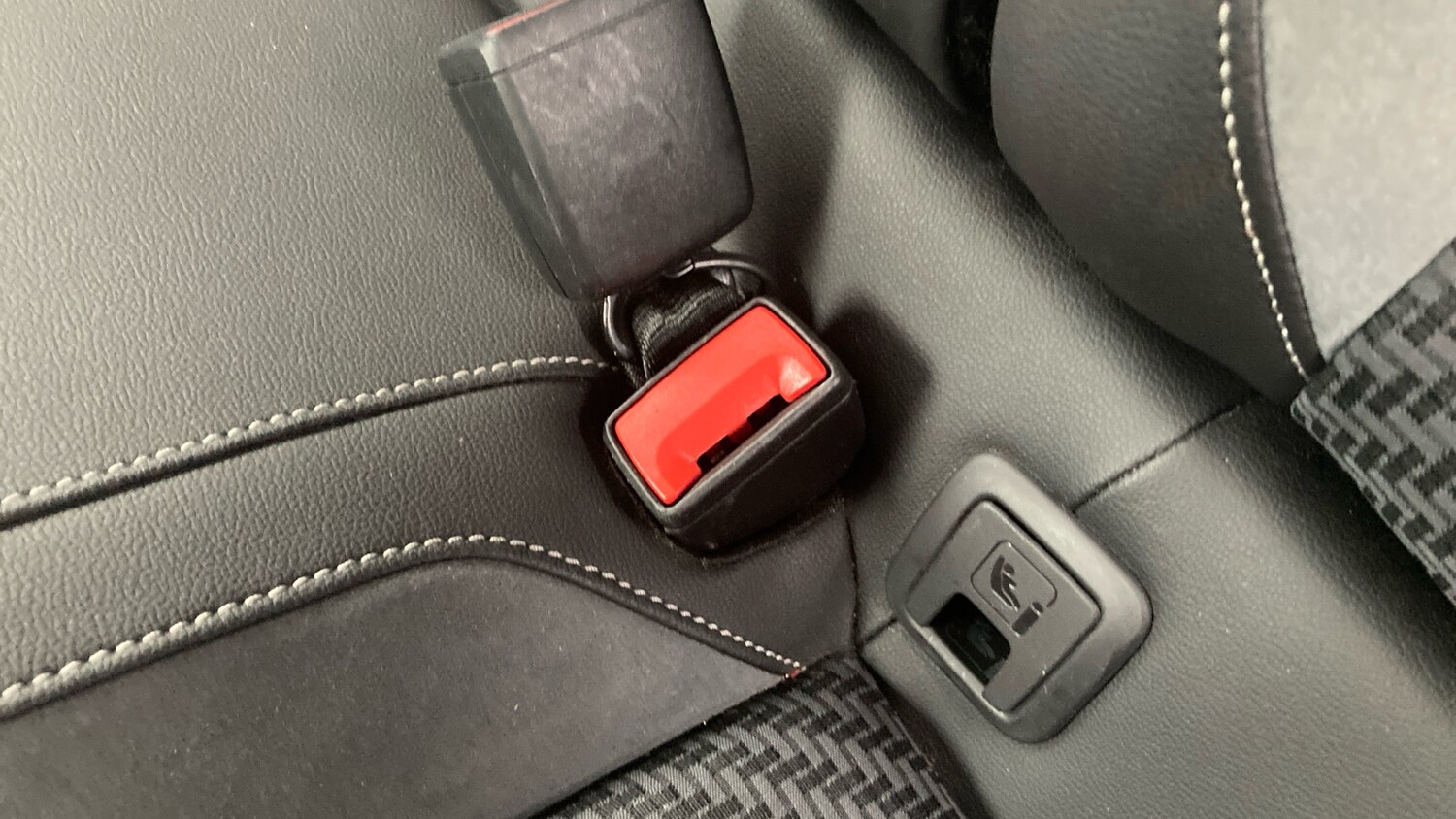 Used Volkswagen T-Roc 2021 for sale - 76222183: Photo 17