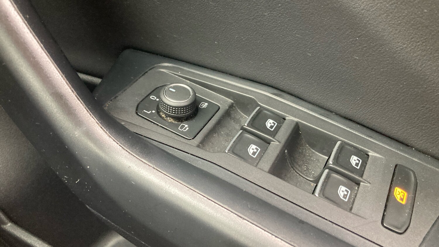 Used Volkswagen T-Roc 2021 for sale - 76222183: Photo 24