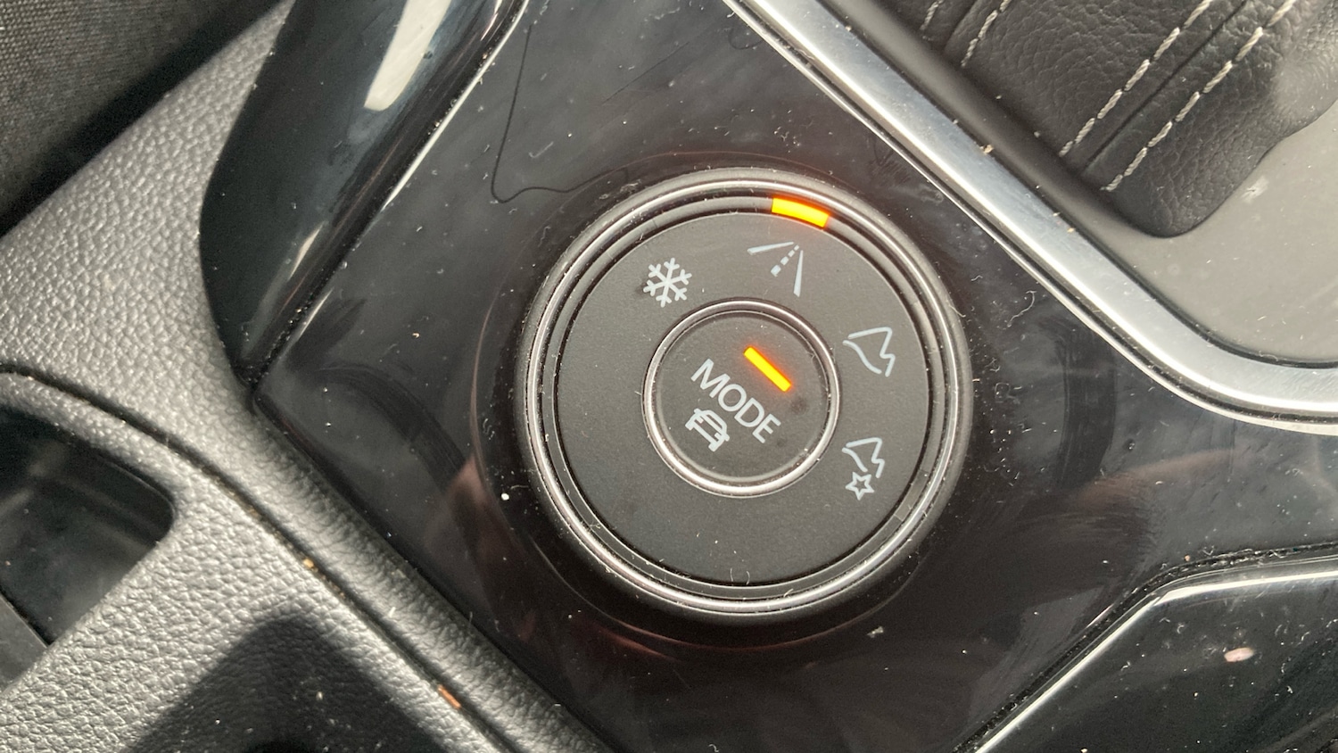 Used Volkswagen T-Roc 2021 for sale - 76222183: Photo 27