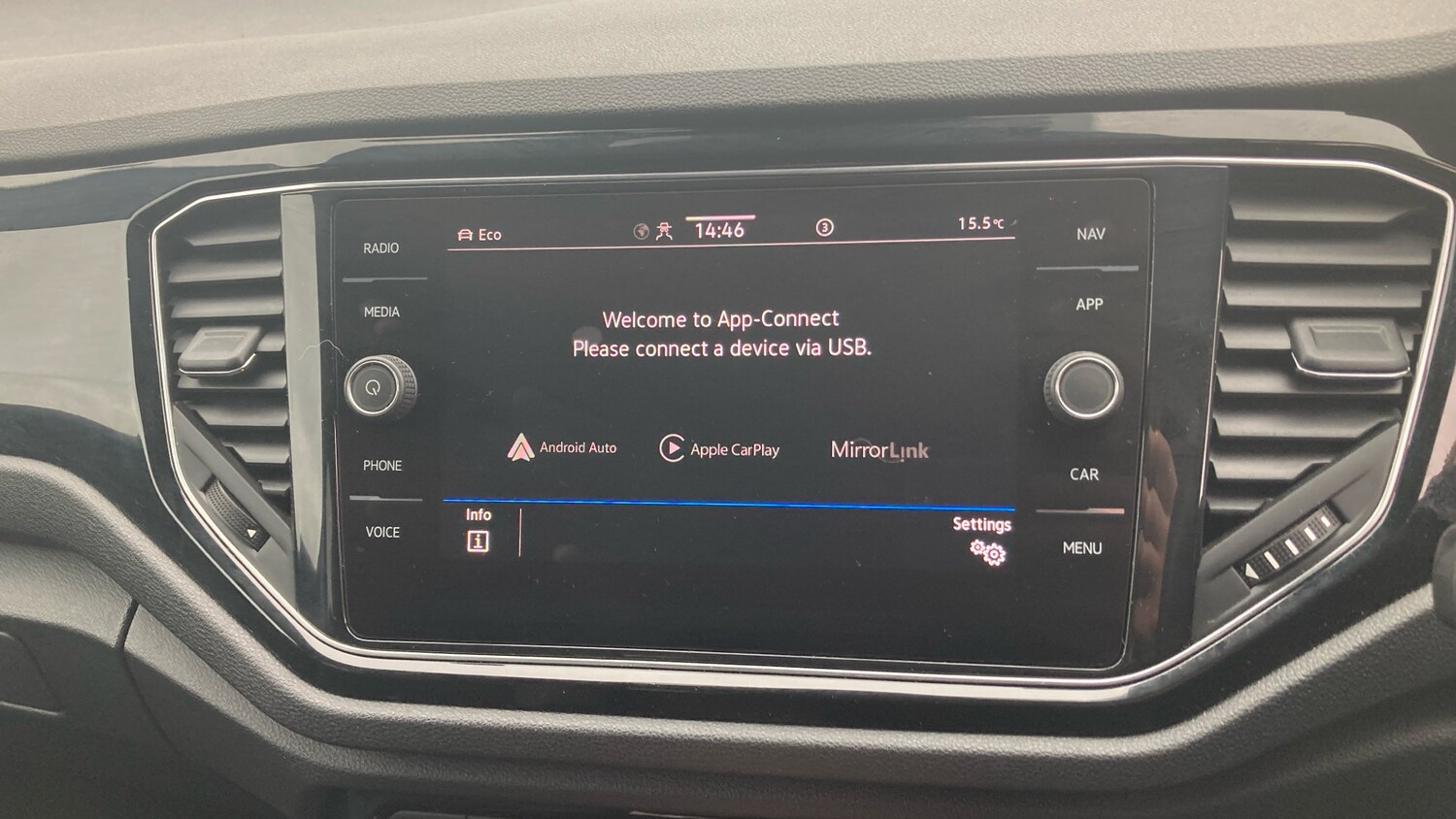 Used Volkswagen T-Roc 2021 for sale - 76222183: Photo 35