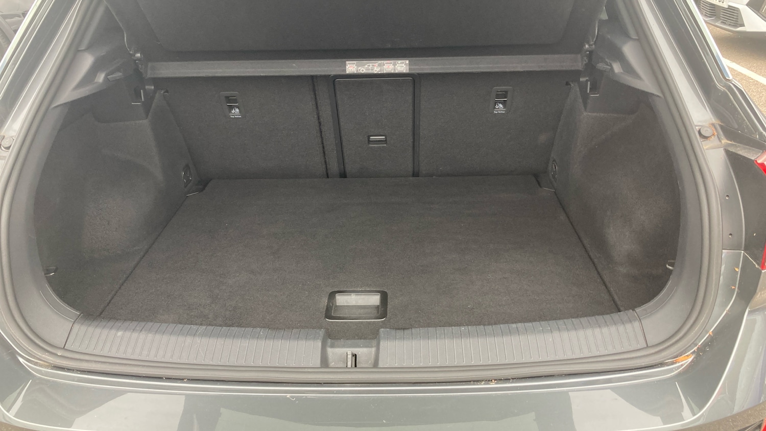 Used Volkswagen T-Roc 2021 for sale - 76222183: Photo 4