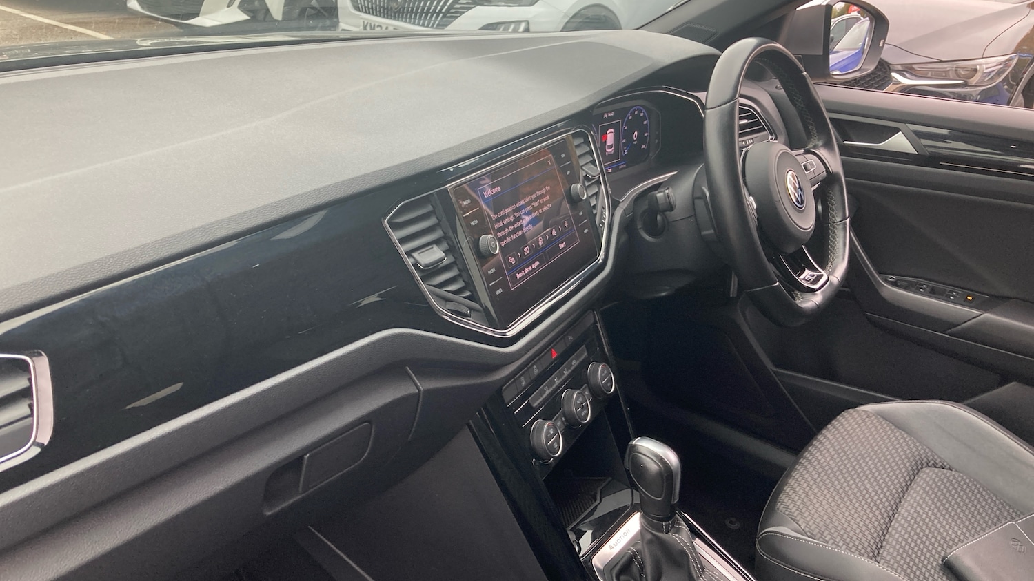 Used Volkswagen T-Roc 2021 for sale - 76222183: Photo 9