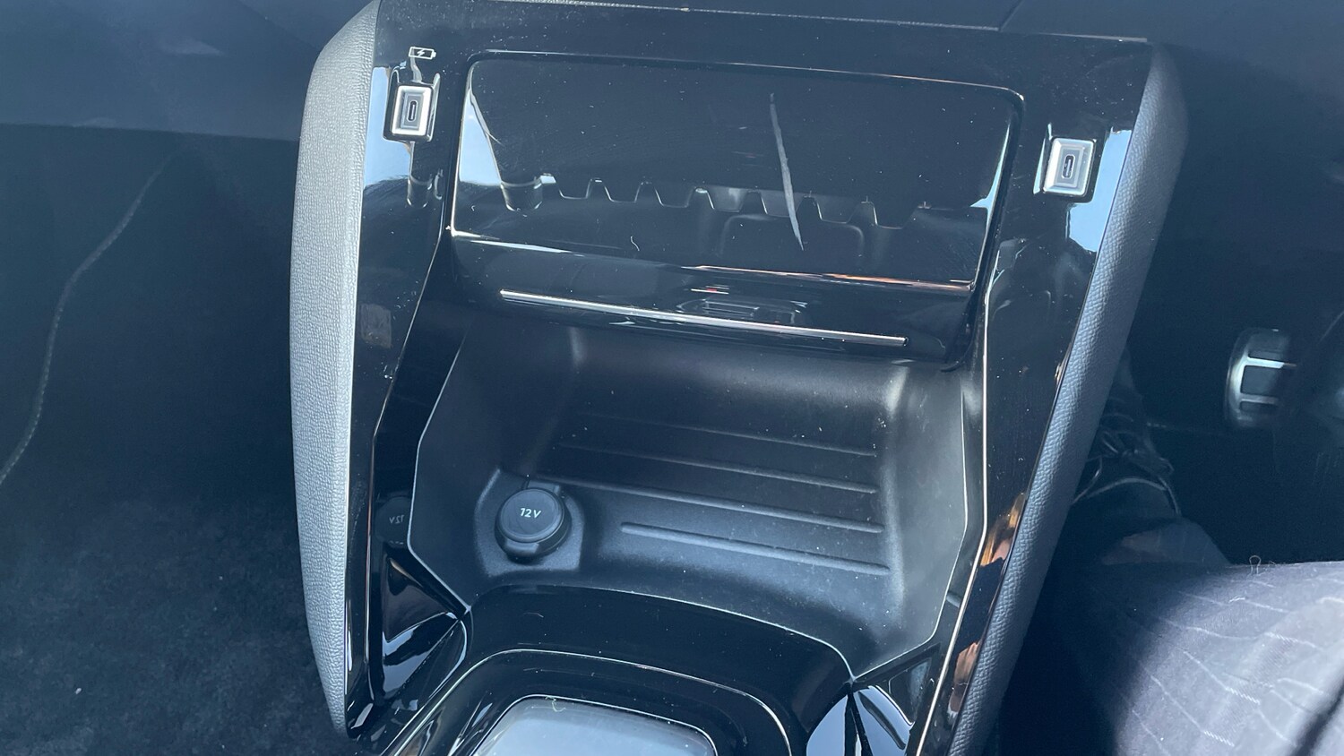 Used Peugeot 2008 2024 for sale - 76905955: Photo 31