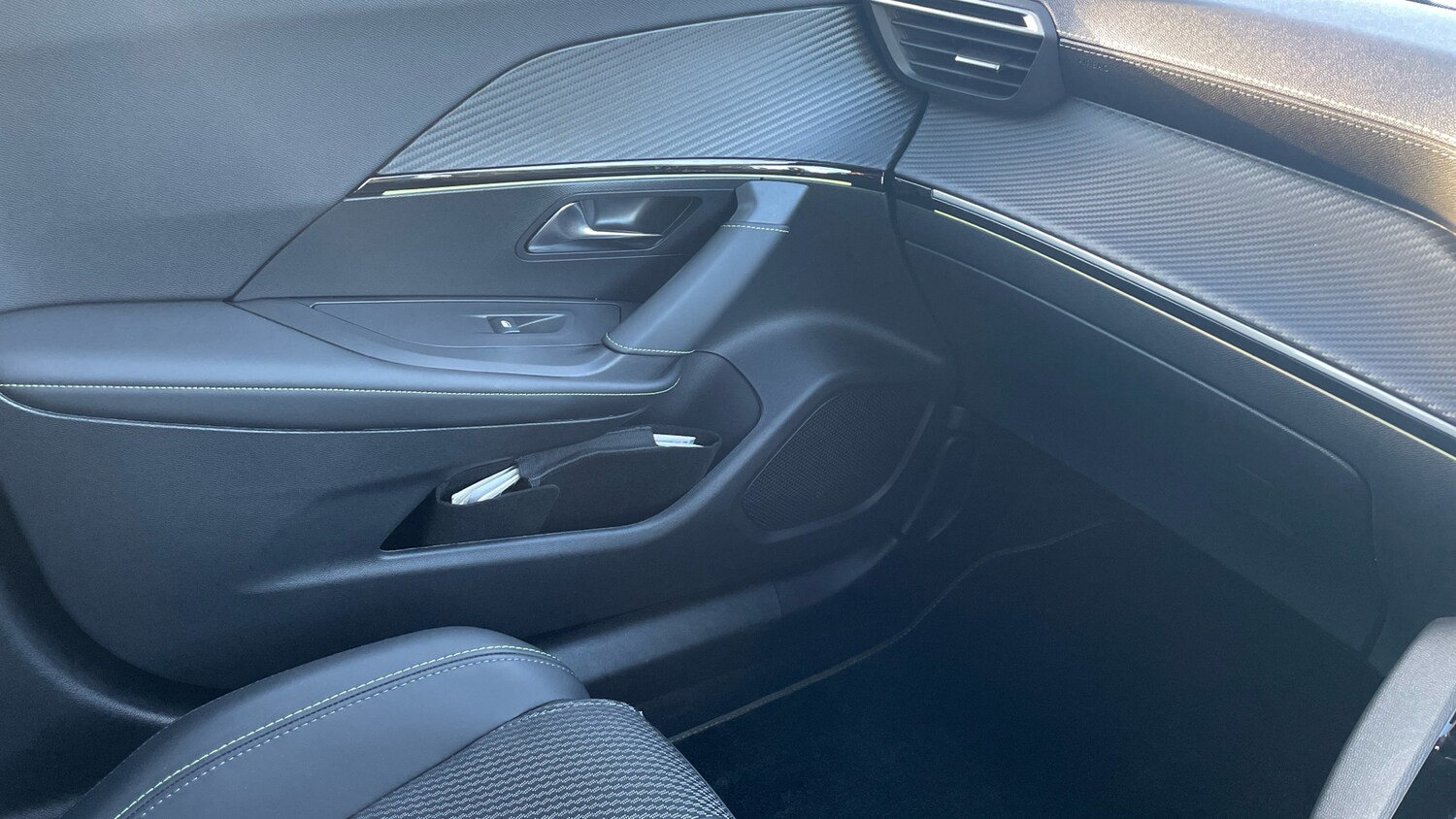 Used Peugeot 2008 2024 for sale - 76905955: Photo 38