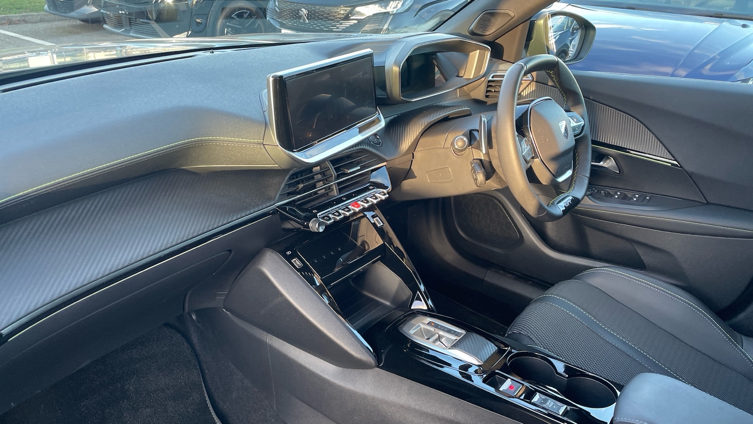 Used Peugeot 2008 2024 for sale - 76905955: Photo 9