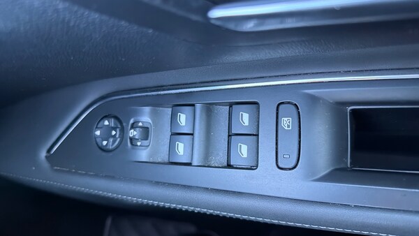 Used Peugeot 3008 2019 for sale - 76159948: Photo 24