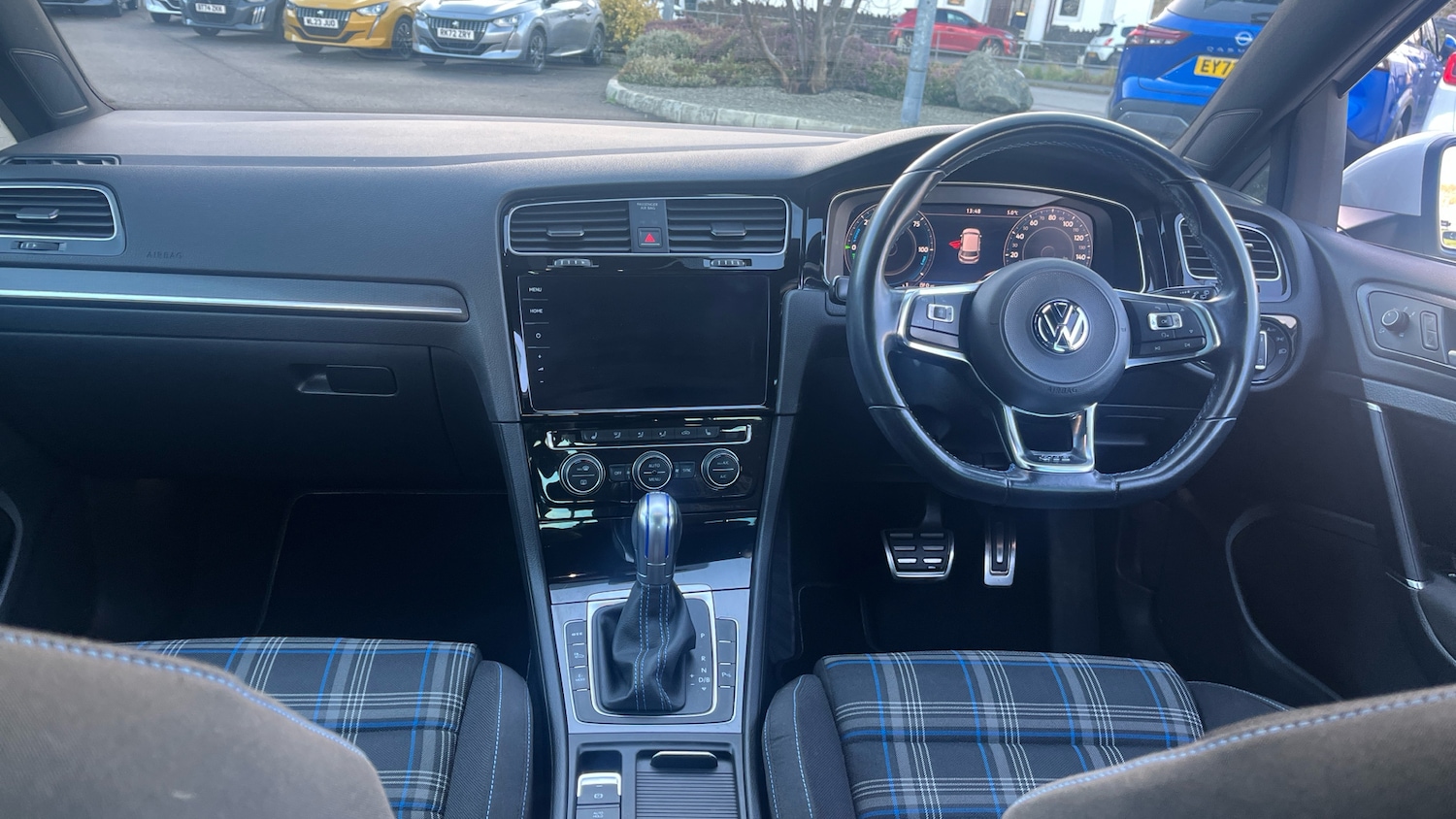 Used Volkswagen Golf 2018 for sale - 77339167: Photo 10