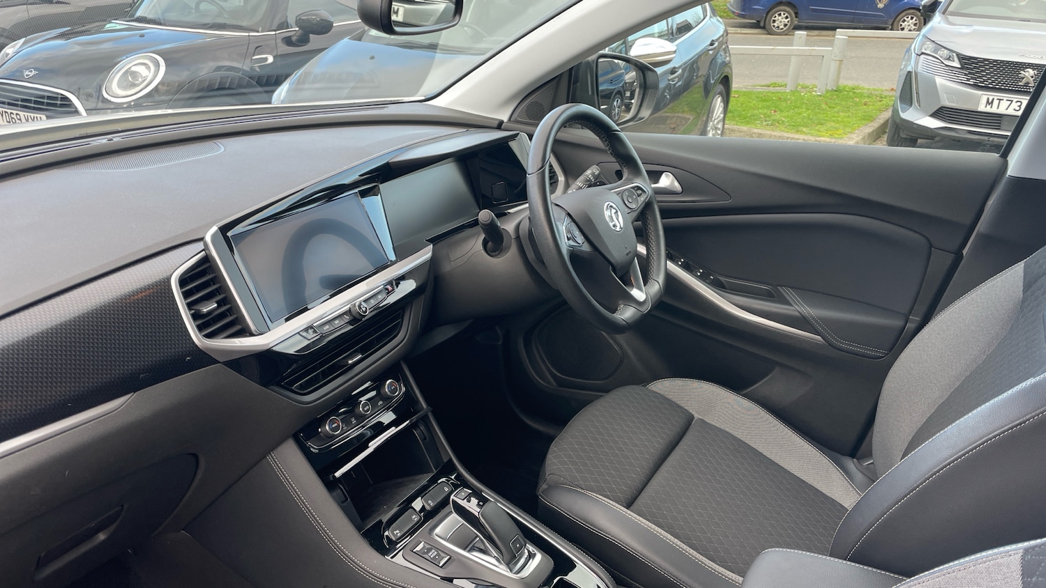 Used Vauxhall Grandland 2022 for sale - 76697013: Photo 9