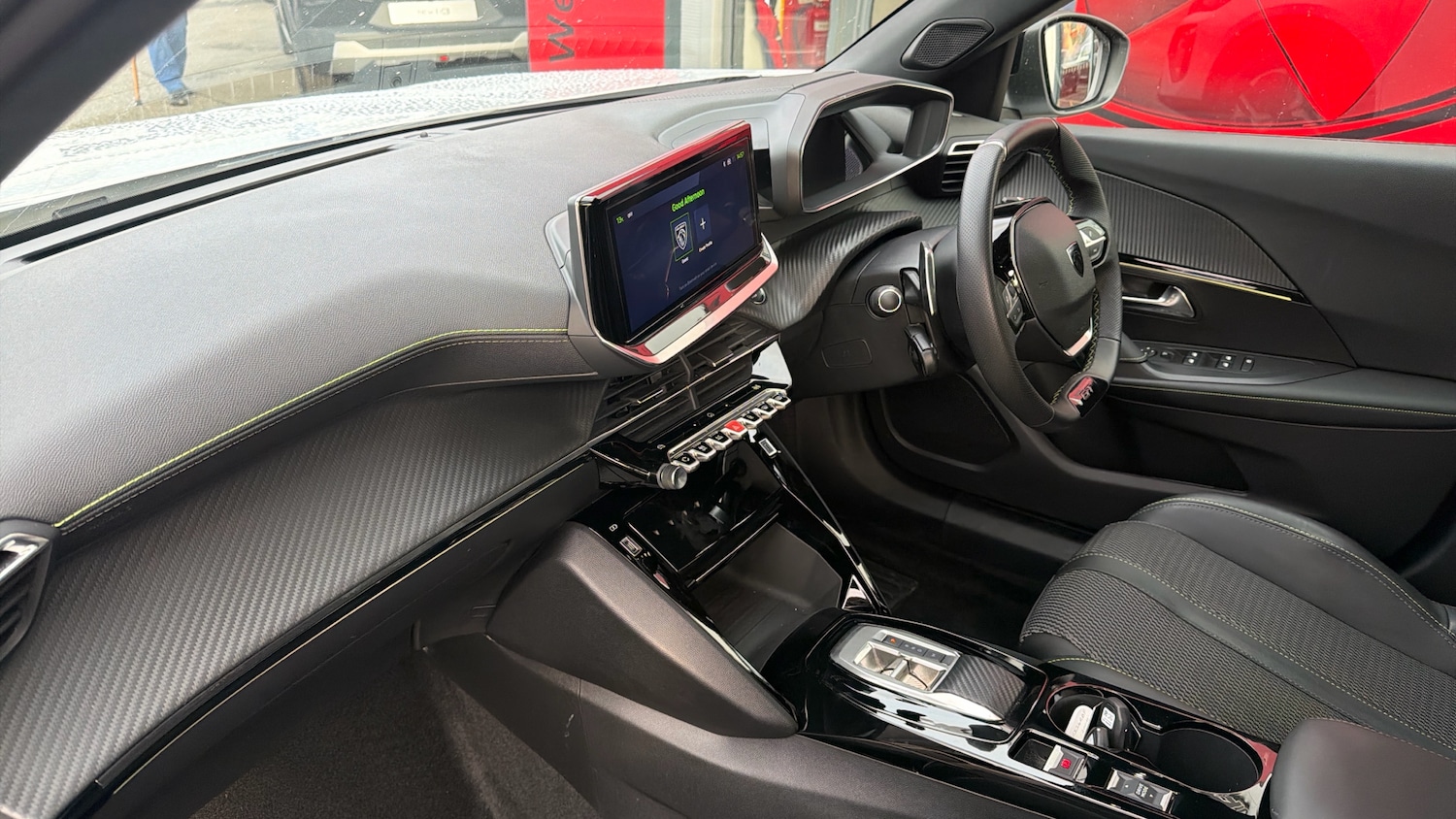 Used Peugeot 2008 2024 for sale - 76409639: Photo 9