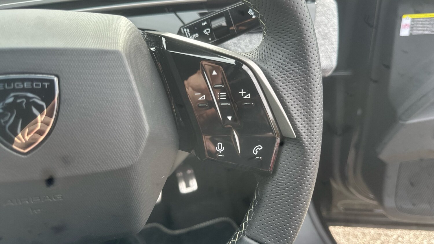 Used Peugeot 3008 2025 for sale - 76352037: Photo 31