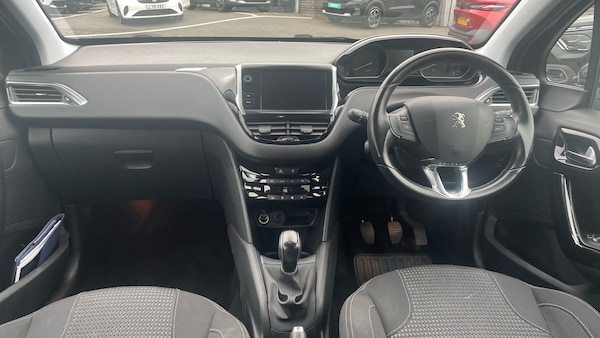 Used Peugeot 208 2019 for sale - 76302892: Photo 10