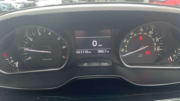Used Peugeot 208 2019 for sale - 76302892: Photo 18