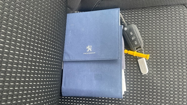 Used Peugeot 208 2019 for sale - 76302892: Photo 19