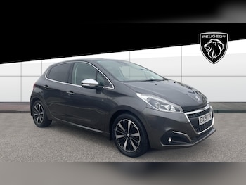 Used Peugeot 208 2019 for sale - 76302892: Photo