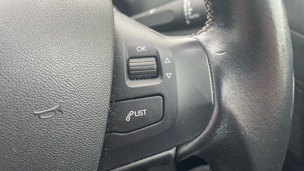 Used Peugeot 208 2019 for sale - 76302892: Photo 22