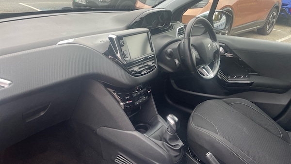 Used Peugeot 208 2019 for sale - 76302892: Photo 9