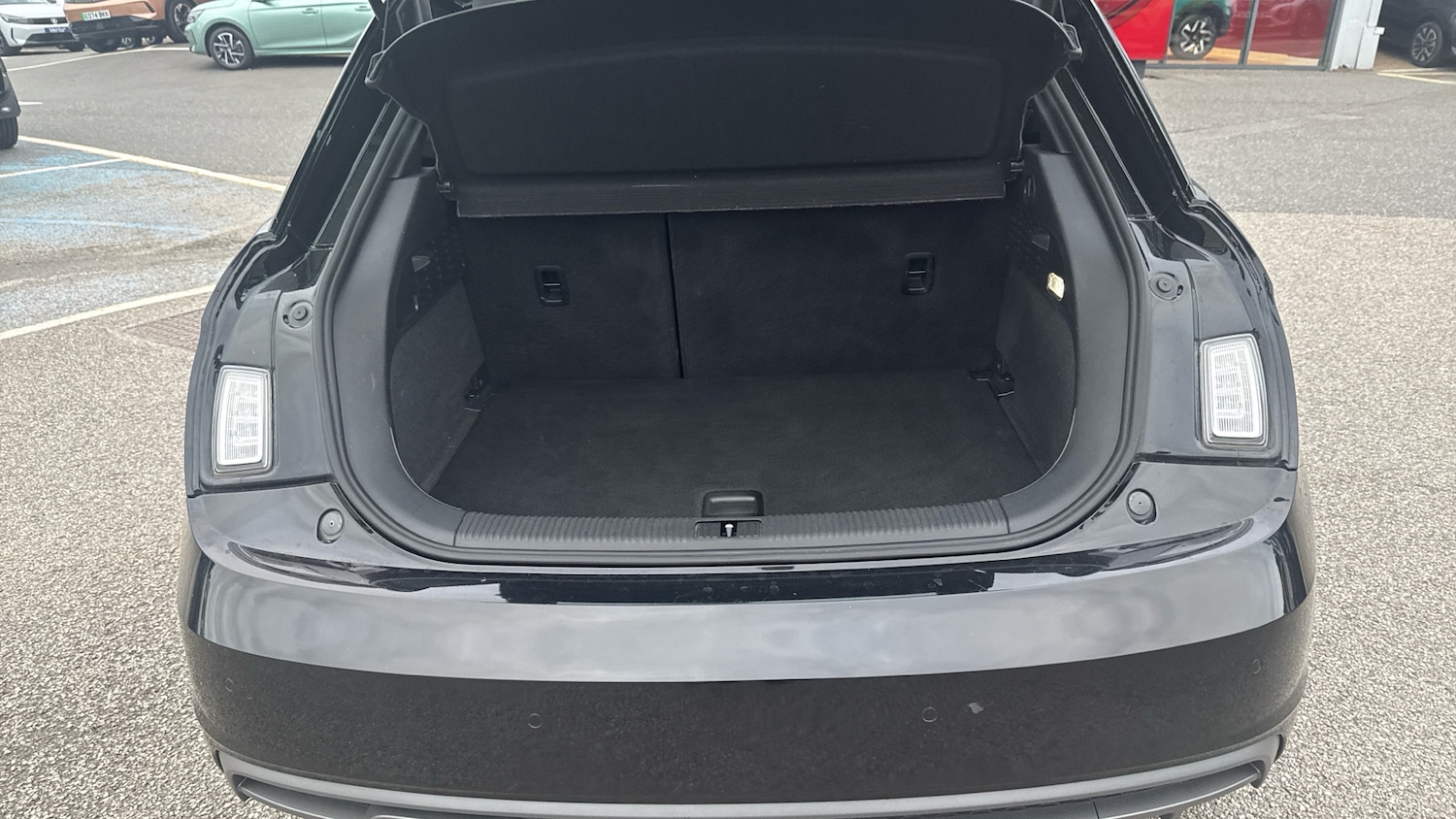 Used Audi A1 2017 for sale - 76075774: Photo 4