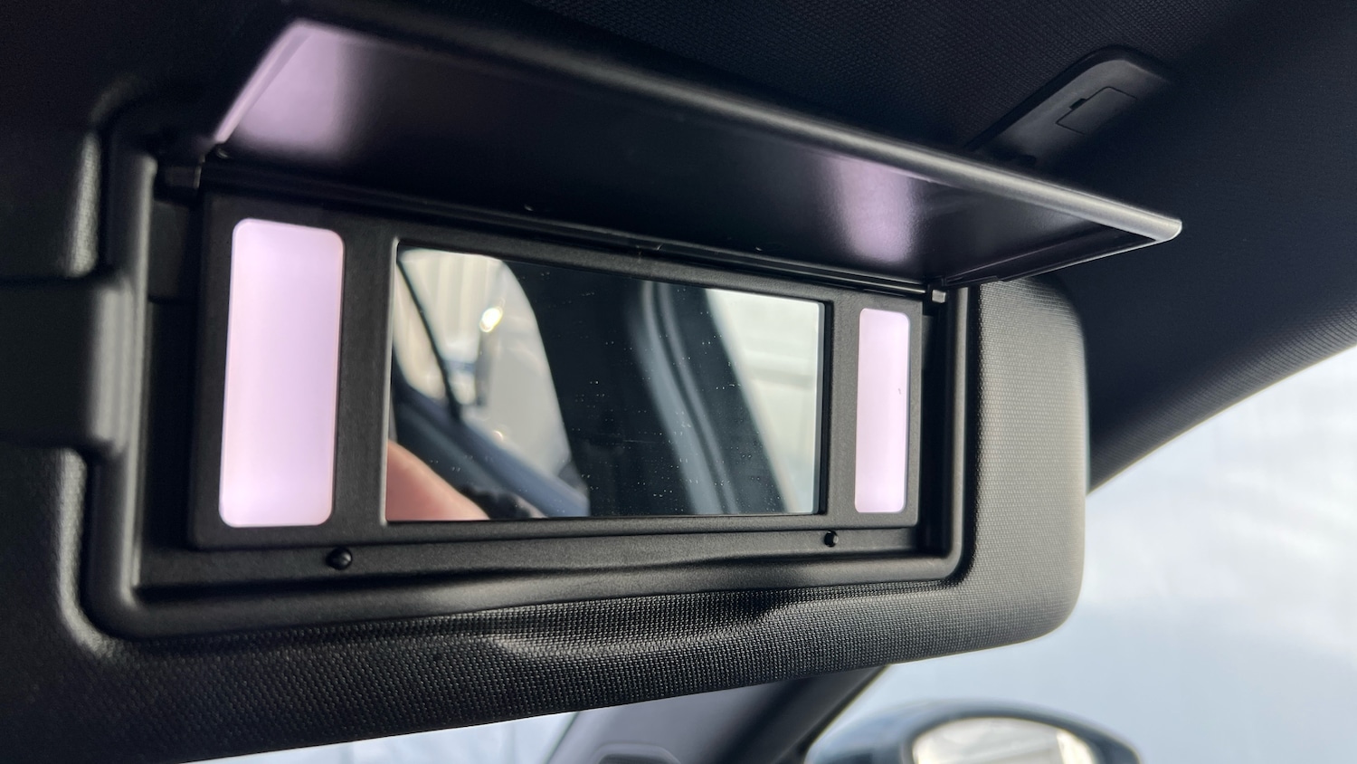 Used Peugeot 2008 2023 for sale - 77420933: Photo 33