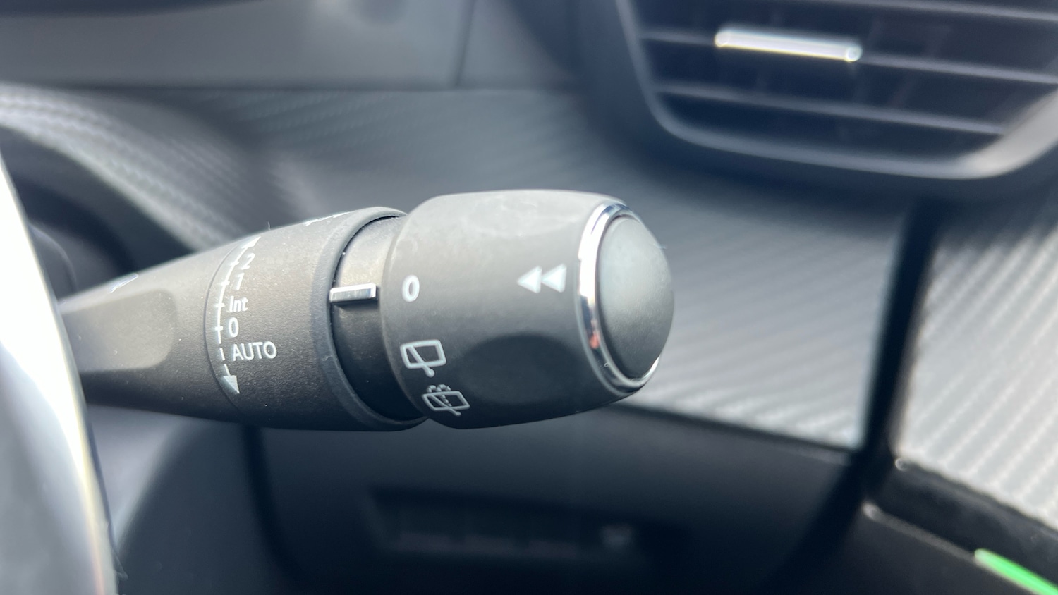 Used Peugeot 2008 2023 for sale - 77420933: Photo 38