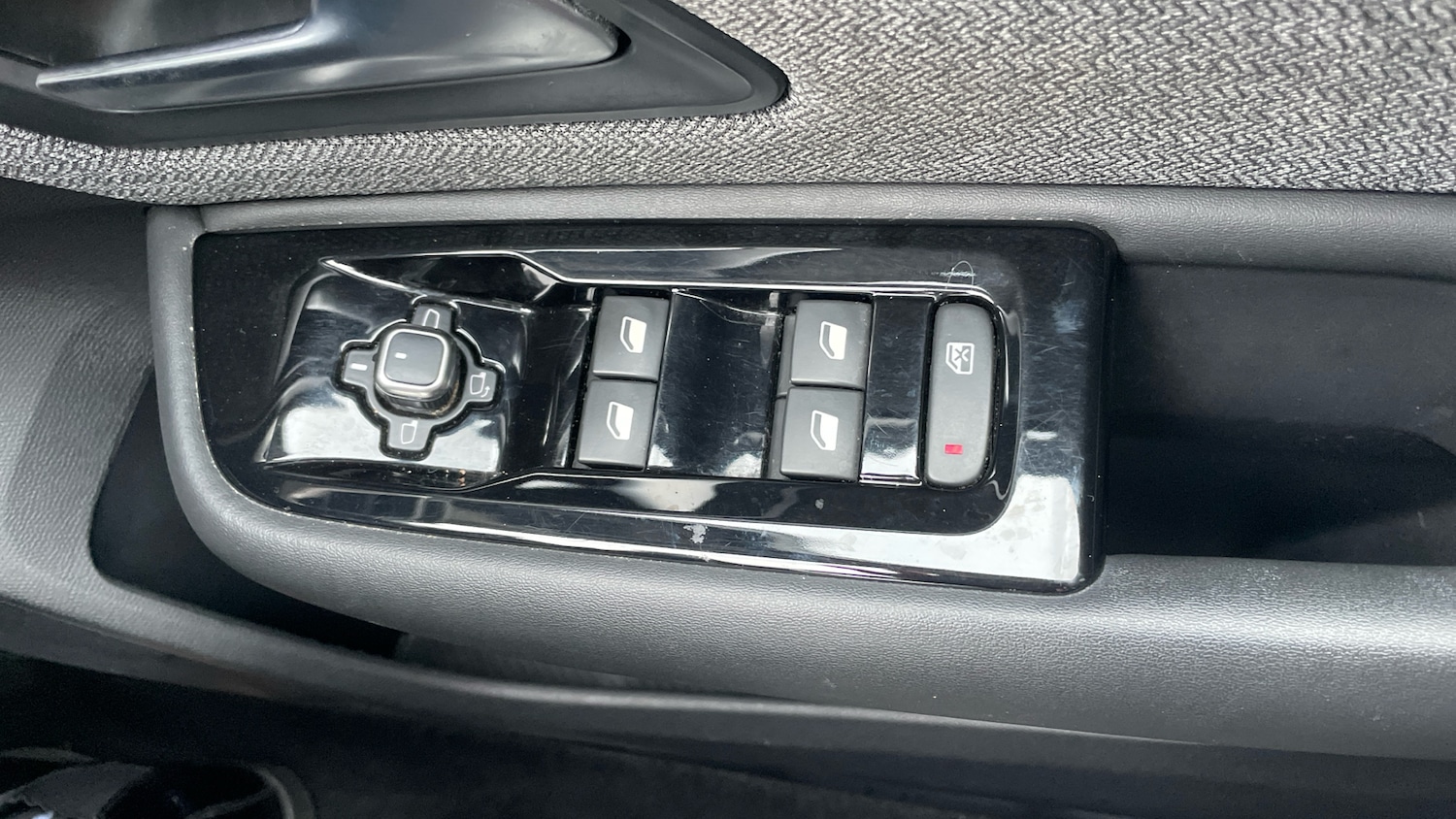 Used Citroen C5 X 2023 for sale - 76612534: Photo 32