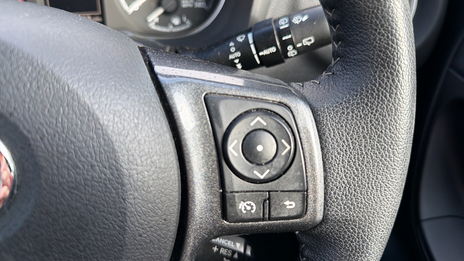 Used Toyota Yaris 2020 for sale - 77125007: Photo 33