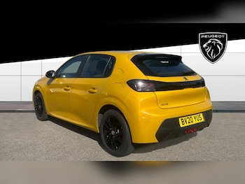 Used Peugeot 208 2020 for sale - 76063705: Photo 2