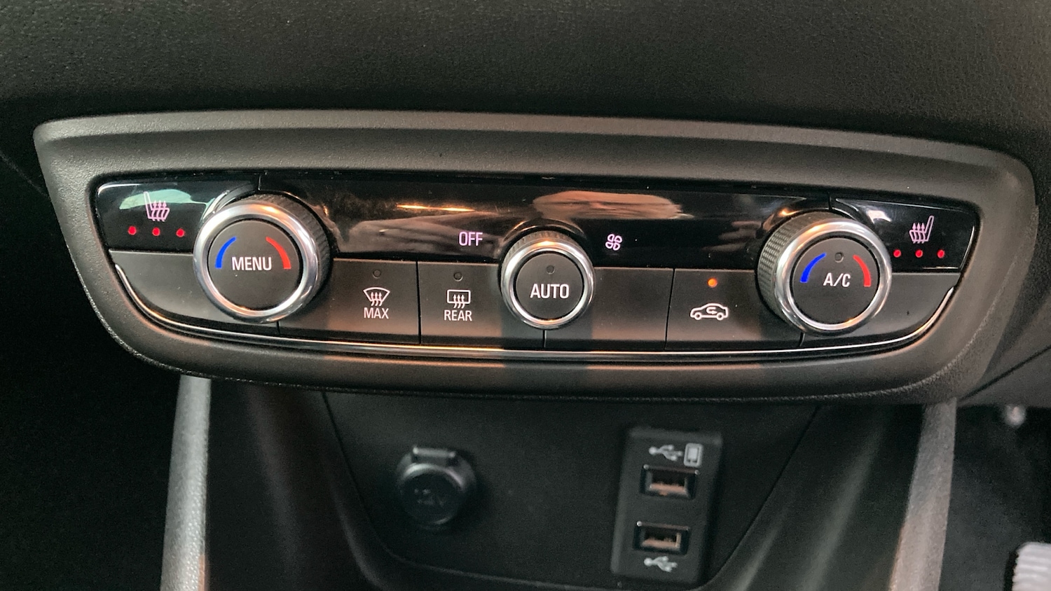 Used Vauxhall Crossland 2022 for sale - 76519653: Photo 31