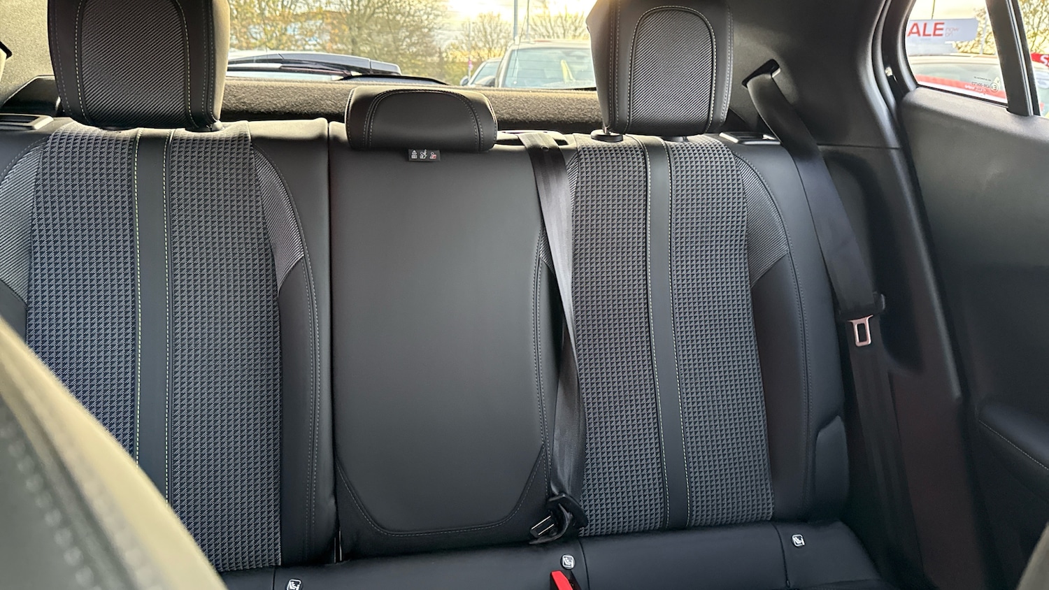 Used Peugeot 2008 2022 for sale - 76583163: Photo 15