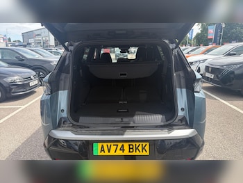 Used Peugeot 5008 2024 for sale - 79021463: Photo