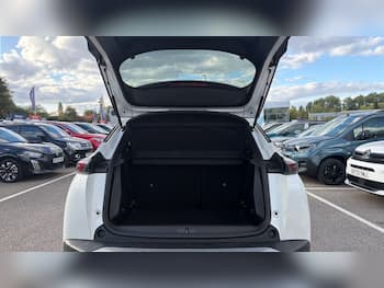 Used Peugeot 2008 2021 for sale - 79852412: Photo