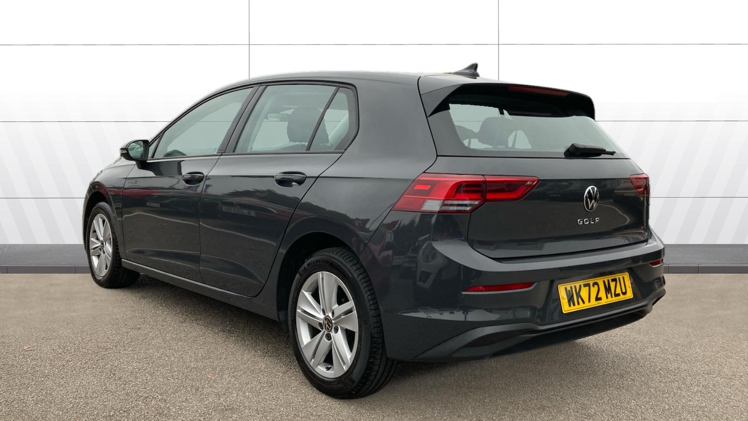 Used Volkswagen Golf 2022 for sale - 76242761: Photo 2