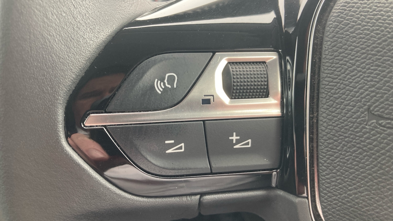 Used Peugeot 208 2022 for sale - 76194706: Photo 21