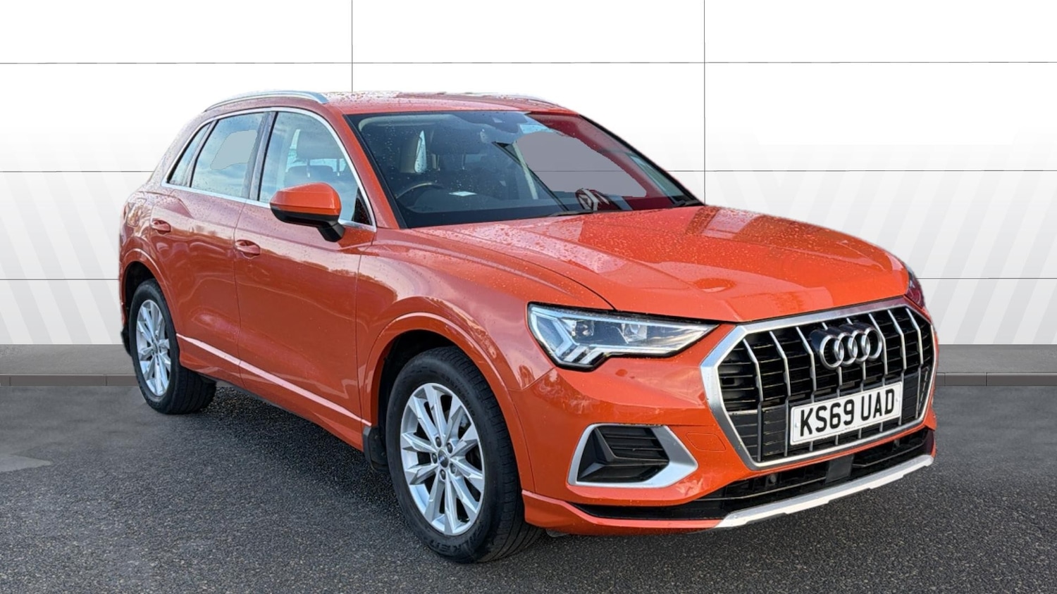 Used Audi Q3 2020 for sale - 76352952: Photo 1