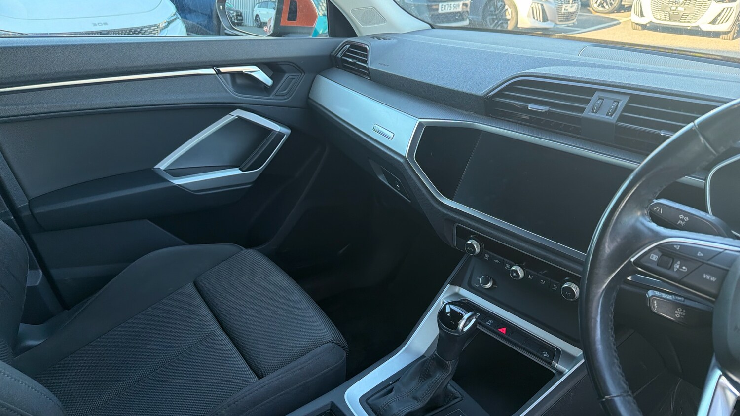 Used Audi Q3 2020 for sale - 76352952: Photo 14