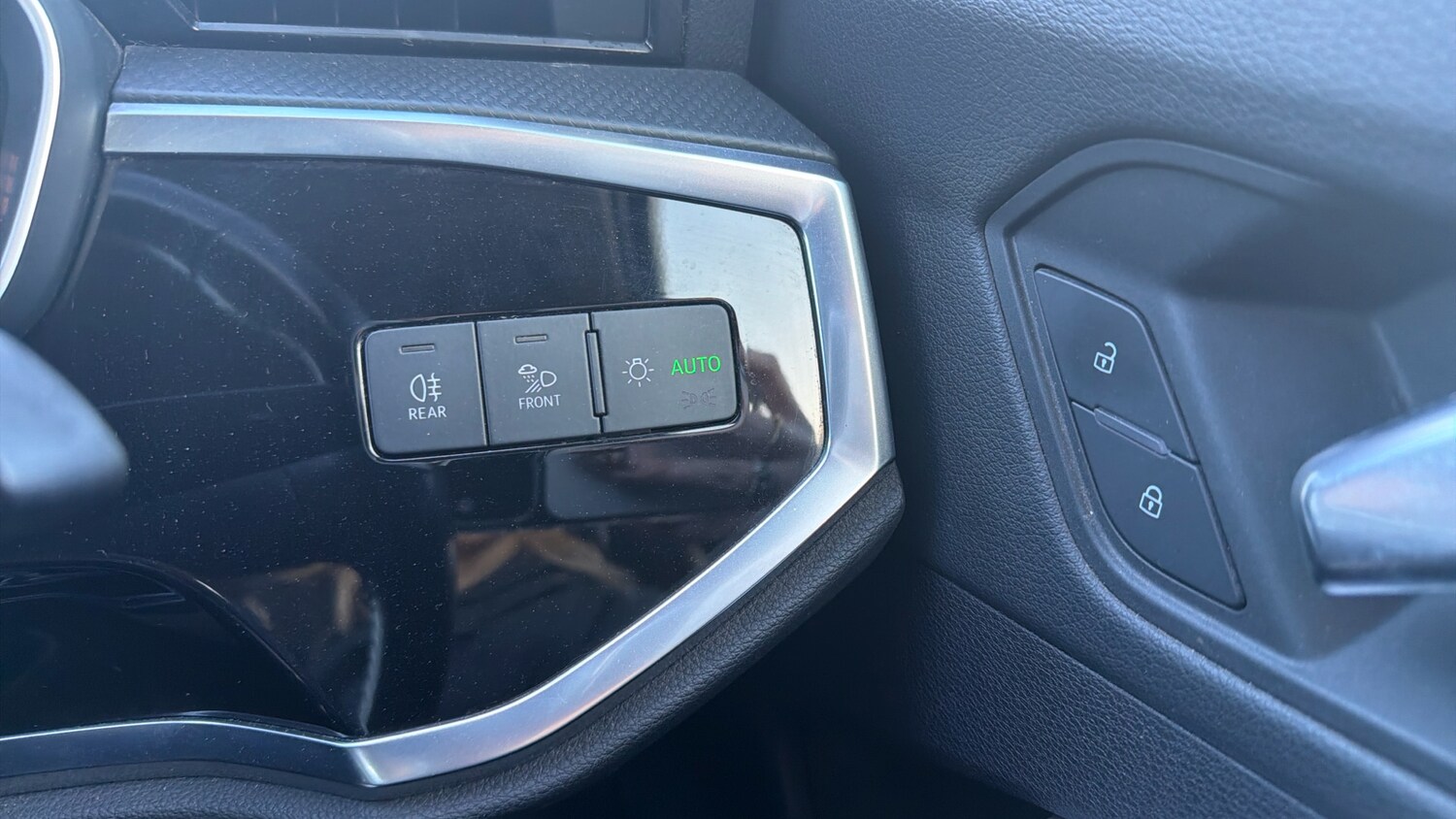 Used Audi Q3 2020 for sale - 76352952: Photo 38