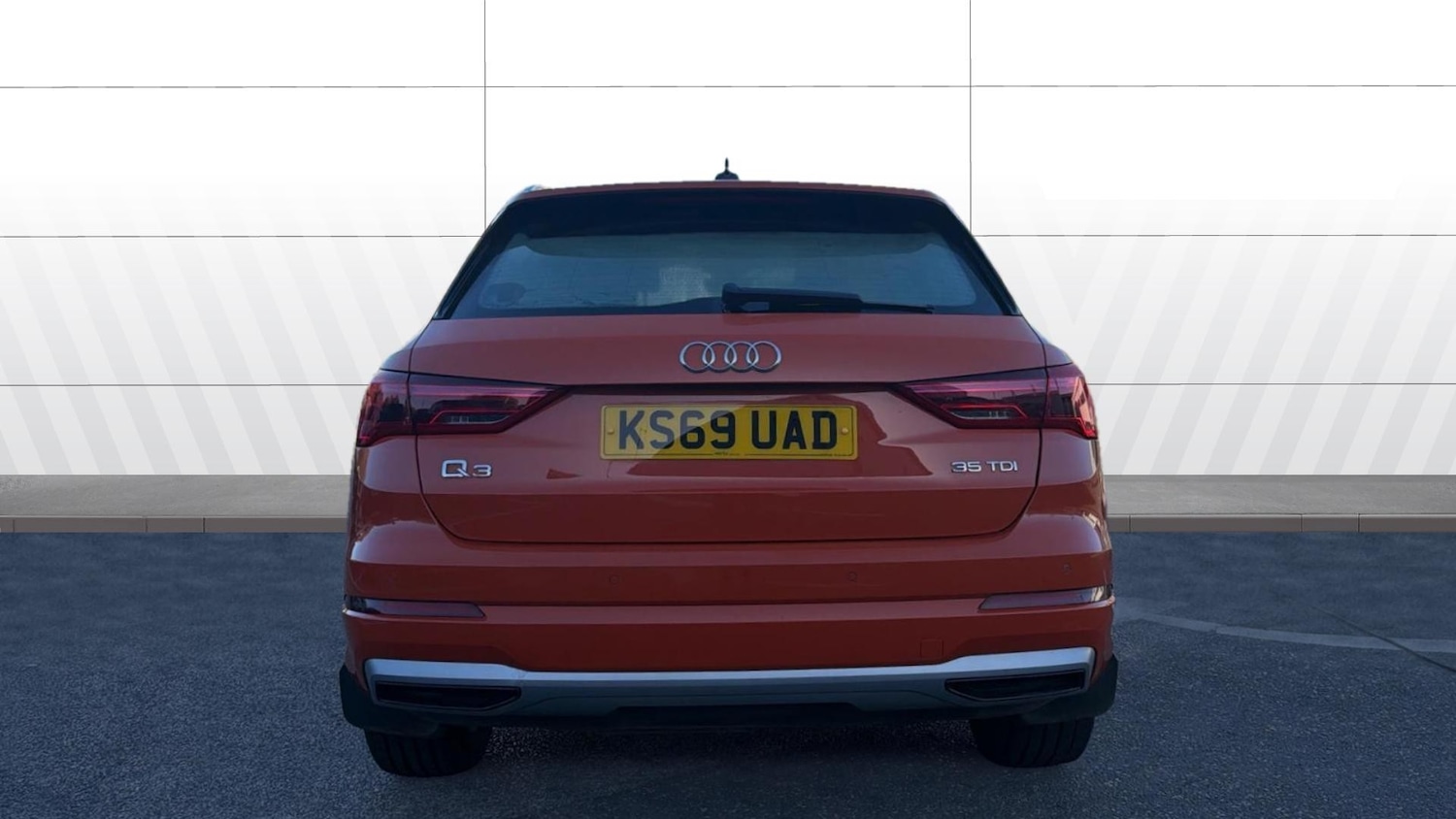 Used Audi Q3 2020 for sale - 76352952: Photo 6