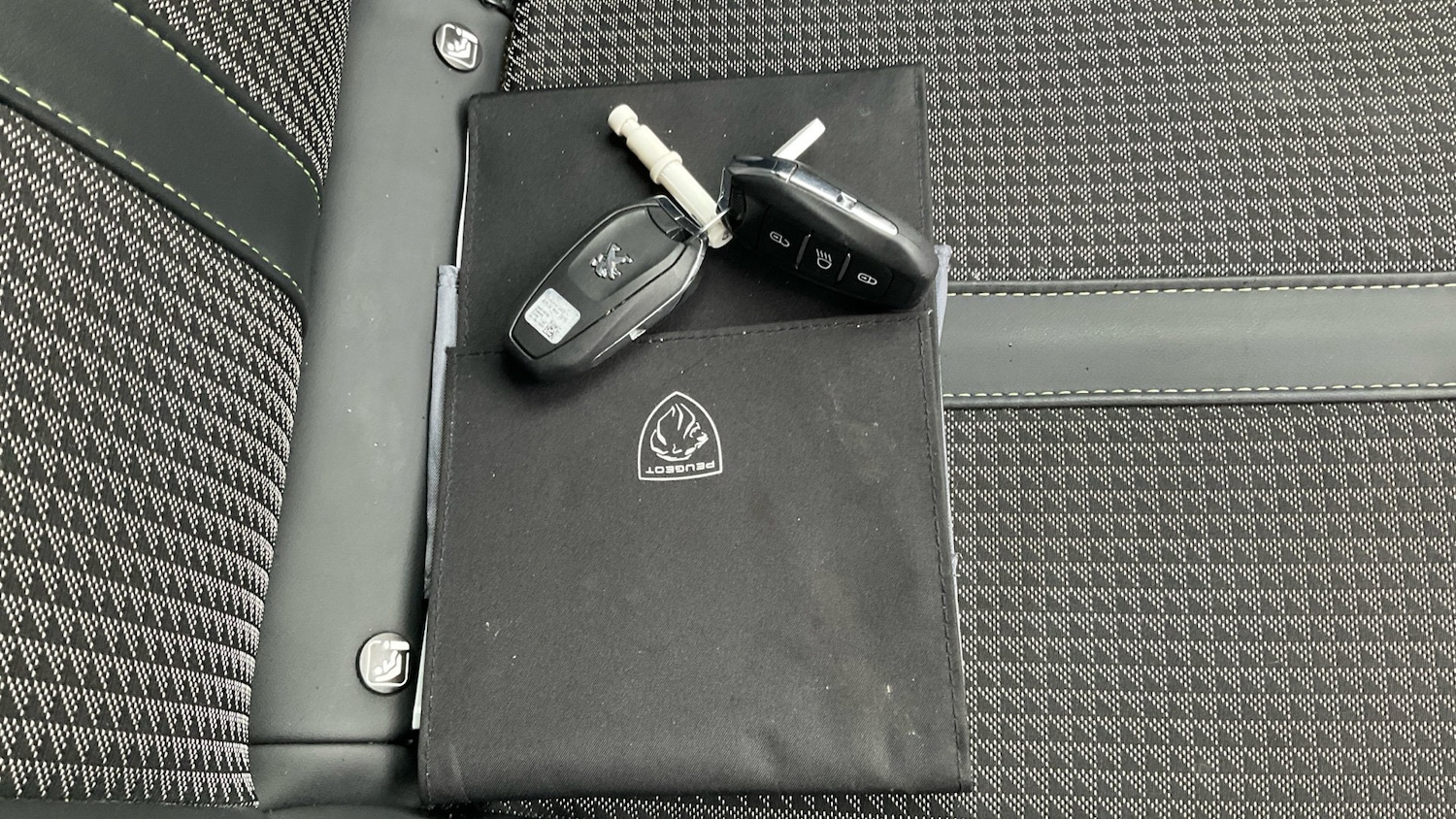 Used Peugeot 2008 2022 for sale - 76879254: Photo 19