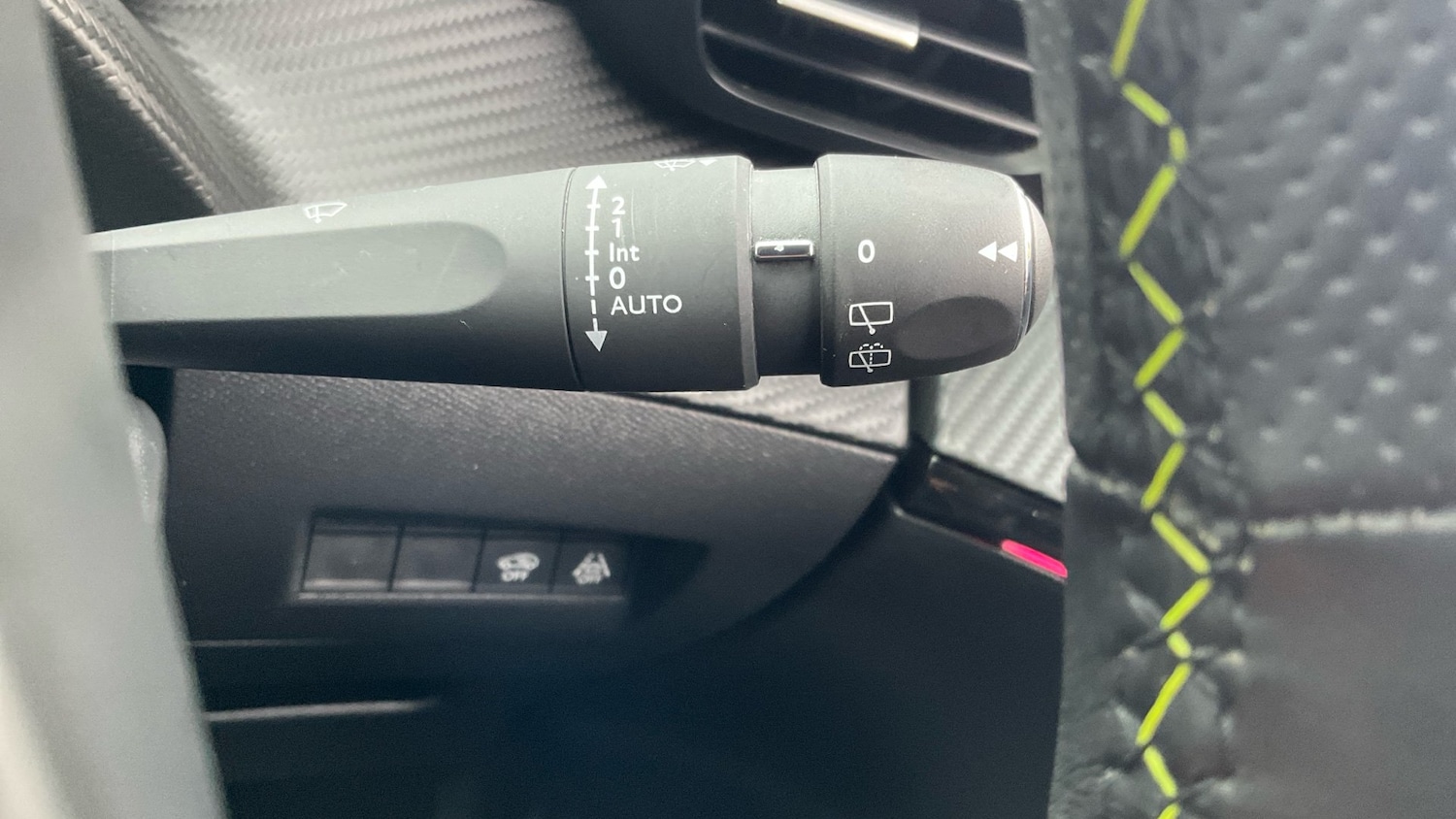 Used Peugeot 2008 2022 for sale - 76879254: Photo 36