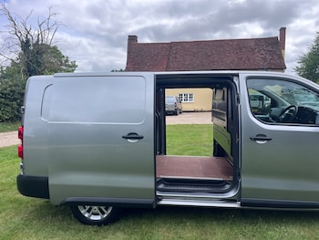 Used Vauxhall Vivaro 2020 for sale - 78926314: Photo