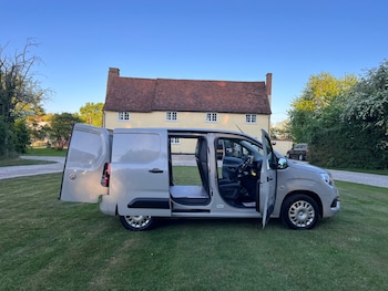 Used Vauxhall Combo 2019 for sale - 75179309: Photo