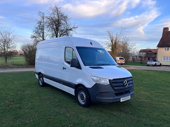 Mercedes-Benz Sprinter feature image