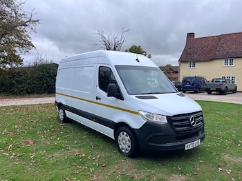 Mercedes-Benz - Sprinter