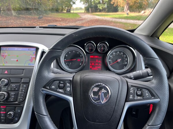 Used Vauxhall Astra 2013 for sale - 76218992: Photo 22