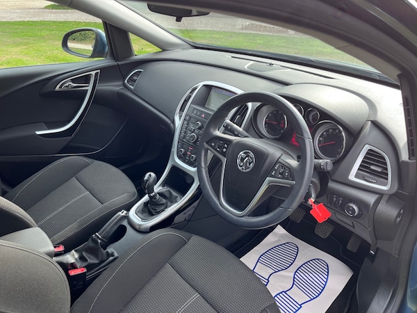 Used Vauxhall Astra 2013 for sale - 76218992: Photo 7