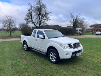 Used Nissan Navara 2013 for sale - 77431724: Photo