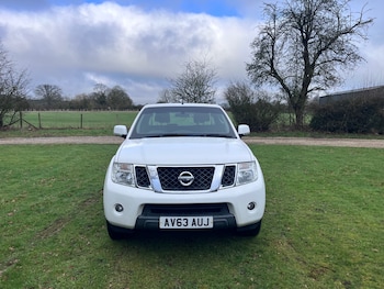 Used Nissan Navara 2013 for sale - 77431724: Photo
