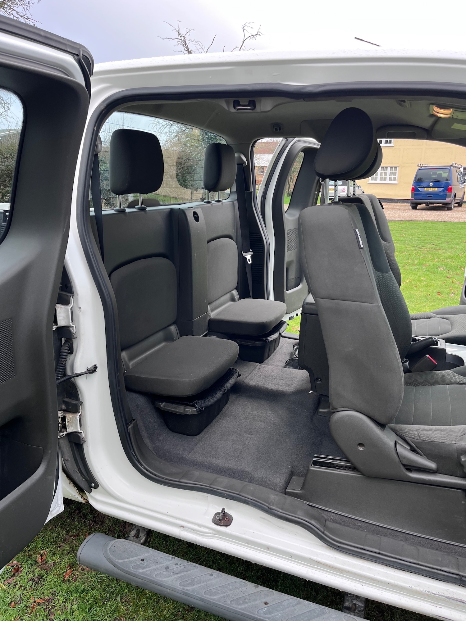 Used Nissan Navara 2013 for sale - 77431724: Photo 8