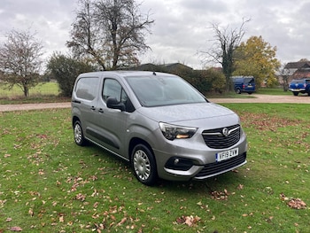 Vauxhall - Combo