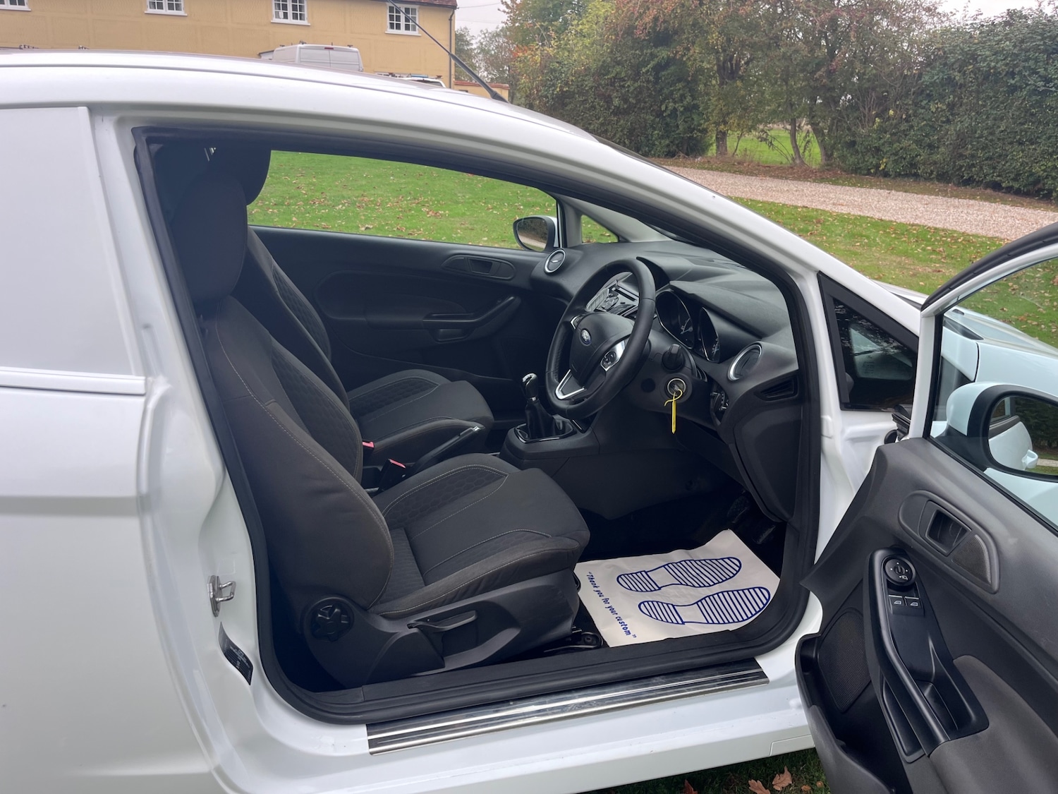 Used Ford Fiesta 2017 for sale - 76253928: Photo 21